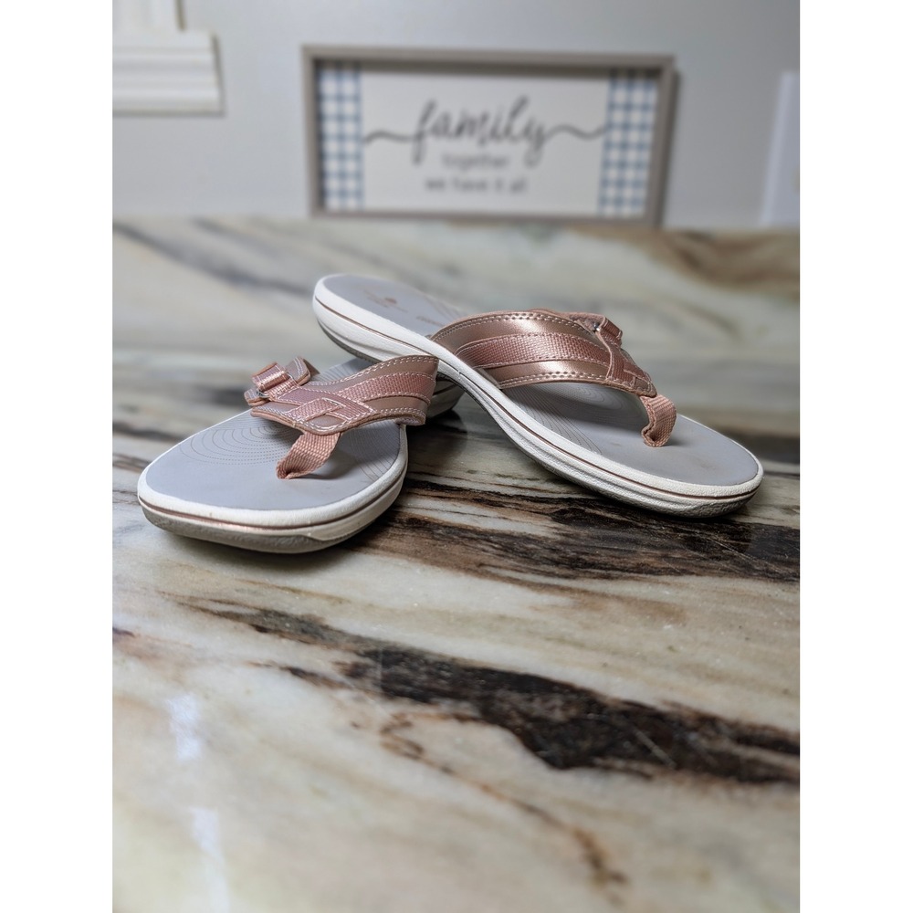 Clarks Cloudsteppers Arla Glitz Rose Gold Metallic Flip Flop Sandals Womens 7